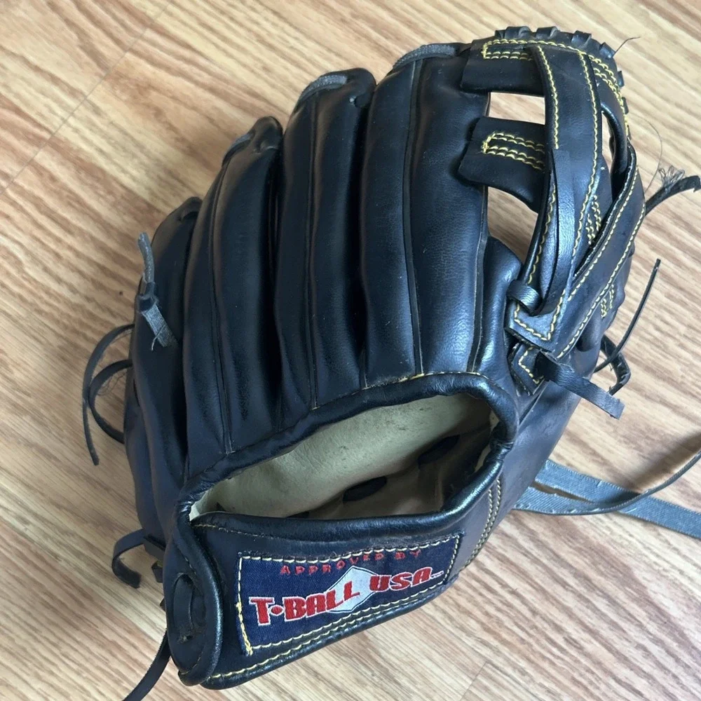 Vintage Youth Offical T Ball USA Glove T-100 RHT Handcrafted Black Size 9.5